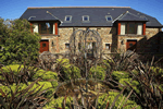 Carriage Loft Cottage in Hillfield, Devon