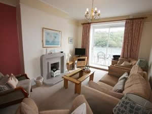 Self catering breaks at Seasteps in Fowey, Cornwall