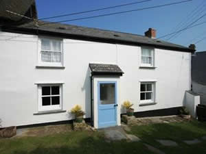 Self catering breaks at Crotchet Cottage in Bohortha, Cornwall