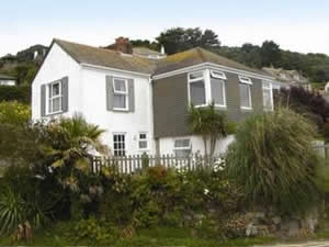 Self catering breaks at Carveth in Mousehole, Cornwall
