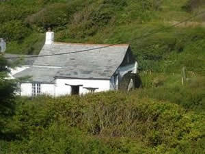 Self catering breaks at The Old Mill in Millook, Cornwall