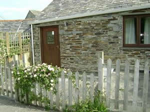 Self catering breaks at Swallows in Treligga, Cornwall