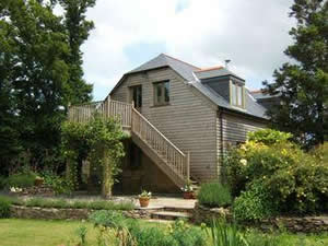 Self catering breaks at Pear Trees in Portholland, Cornwall