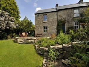Self catering breaks at Hollydale Cottage in Lamorna, Cornwall