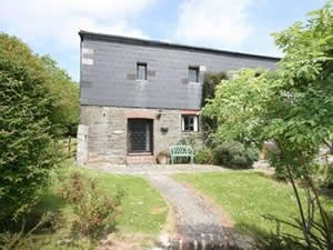 Self catering breaks at Cob Loaf Cottage in Fowey, Cornwall