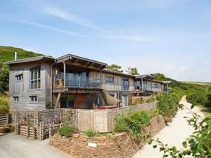 Self catering breaks at Tewynn in Mawgan Porth, Cornwall