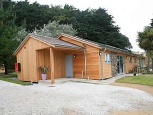 Self catering breaks at Scatho in Mawgan Porth, Cornwall