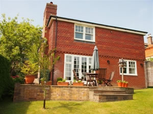 Self catering breaks at Belle Croix in Crowborough, East Sussex Self catering breaks at Belle Croix in Crowborough, East Sussex