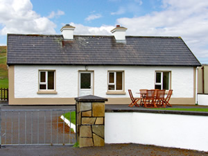 Self catering breaks at Maghera in Ardara, County Donegal