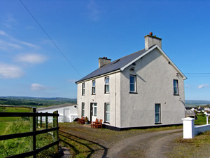 Self catering breaks at Portstewart in Antrim Coast, County Derry