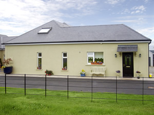 Self catering breaks at Dundrum in Galtee Mountains, County Tipperary