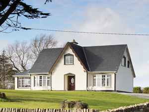 Self catering breaks at Tarbert in Shannon Estuary, County Kerry