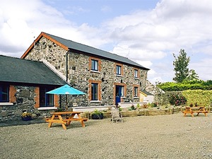 Self catering breaks at Carlingford in Carlingford Lough, County Louth