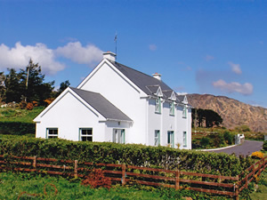 Self catering breaks at Kilcrohane in Sheeps Head Peninsula, County Cork