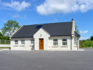 Self catering breaks at Newtownbutler in Lough Erne, County Fermanagh