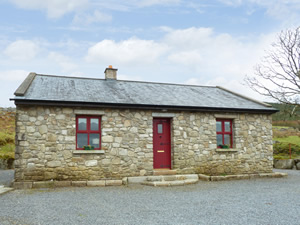 Self catering breaks at Hollywood in Wicklow Mountains, County Wicklow