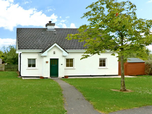 Self catering breaks at Brittas Bay in Brittas Bay, County Wicklow