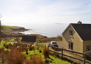Self catering breaks at Kilcar in Donegal Bay, County Donegal