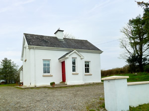 Self catering breaks at Upperchurch in Slieve Felim Mountains, County Tipperary