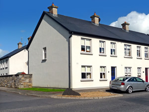 Self catering breaks at Westport in Clew Bay, County Mayo