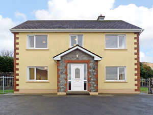 Self catering breaks at Clonbur in Joyce Country, County Galway