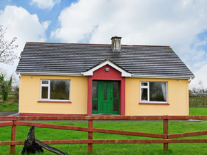 Self catering breaks at Carrick-On-Shannon in Lough Key, County Leitrim