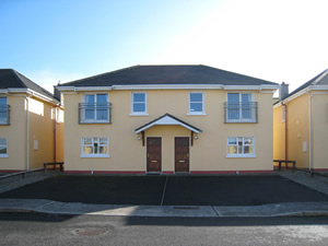 Self catering breaks at Lahinch in Atlantic Coast, County Clare