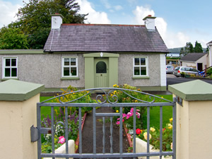 Self catering breaks at Letterkenny in Lough Swilly, County Donegal