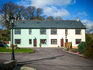 Self catering breaks at Castletownshend in Skibbereen, County Cork