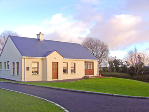 Self catering breaks at Kesh in Lough Erne, County Fermanagh