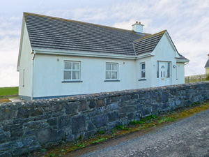 Self catering breaks at Enniscrone in Atlantic Coast, County Sligo