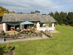 Self catering breaks at Brittas Bay in Brittas Bay, County Wicklow