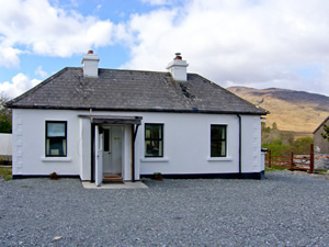 Self catering breaks at Recess in Connemara, County Galway