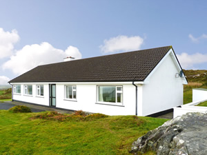 Self catering breaks at Clifden in Connemara, County Galway