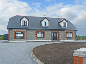 Self catering breaks at Ballinrobe in Lough Mask, County Mayo