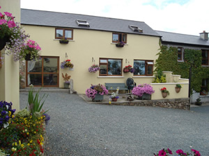 Self catering breaks at Redcross in Brittas Bay, County Wicklow