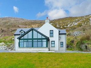 Self catering breaks at Crookhaven in Mizen Head, County Cork