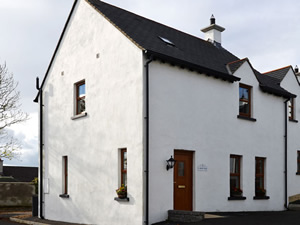 Self catering breaks at Portstewart in Antrim Coast, County Derry