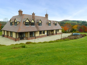 Self catering breaks at Aughrim in Vale of Avoca, County Wicklow