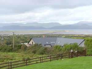 Self catering breaks at Glenbeigh in Ring of Kerry, County Kerry