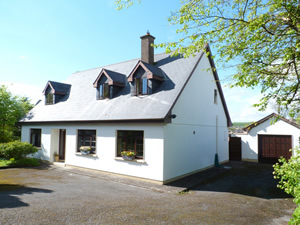 Self catering breaks at Ardmore in Youghal Bay, County Waterford