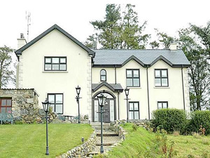 Self catering breaks at Carlingford in Carlingford Lough, County Louth