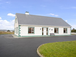 Self catering breaks at Ardara in Atlantic Coast, County Donegal
