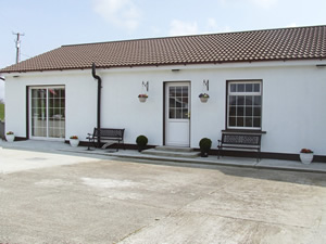 Self catering breaks at Kiltegan in Wicklow Mountains, County Wicklow