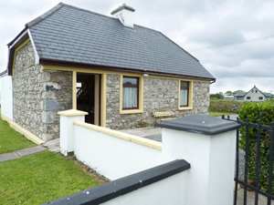 Self catering breaks at Tarbert in Shannon Estuary, County Kerry