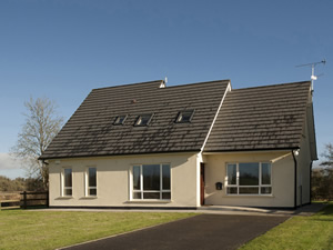 Self catering breaks at Belturbet in Lough Erne, County Cavan