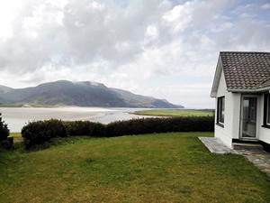 Self catering breaks at Ardara in Atlantic Coast, County Donegal