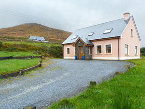 Self catering breaks at Dingle in Dingle Peninsula, County Kerry