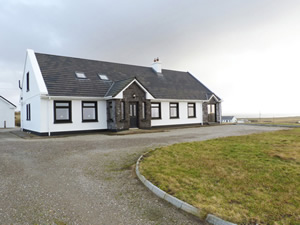 Self catering breaks at Doohoma in Blacksod Bay, County Mayo