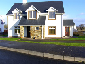 Self catering breaks at Bundoran in Donegal Bay, County Donegal